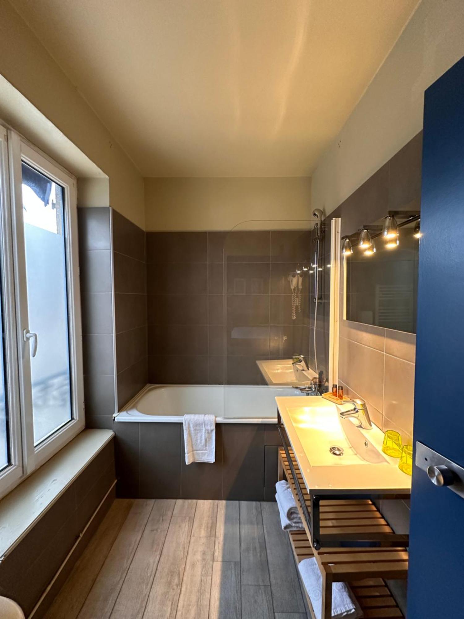 Hotel-Spa-Piscine Le Petit Castel Beuzeville-Honfleur Zewnętrze zdjęcie